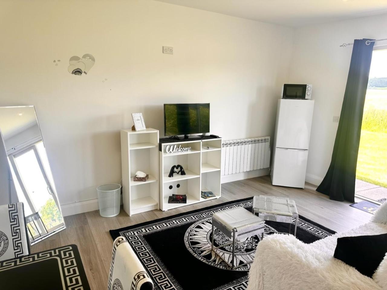 Kildare Luxury Suites Екстериор снимка