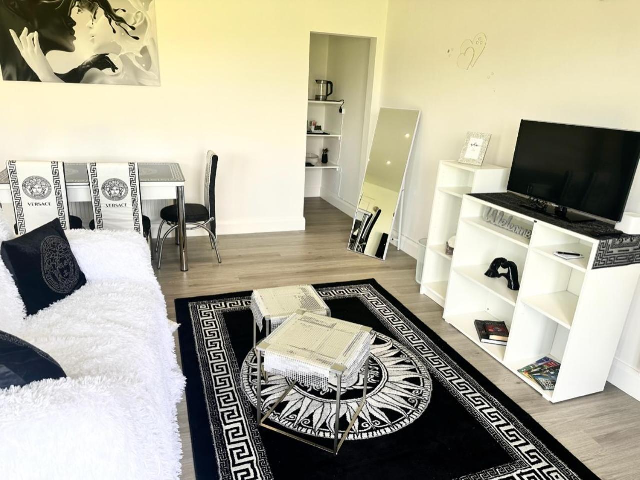 Kildare Luxury Suites Екстериор снимка