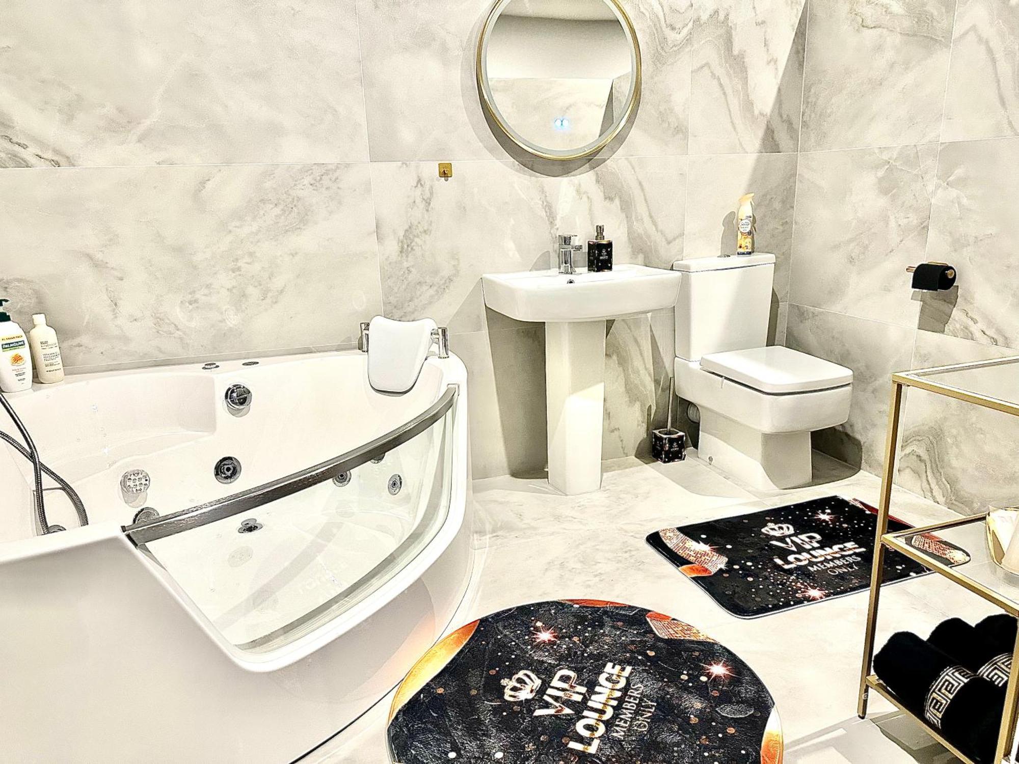 Kildare Luxury Suites Екстериор снимка