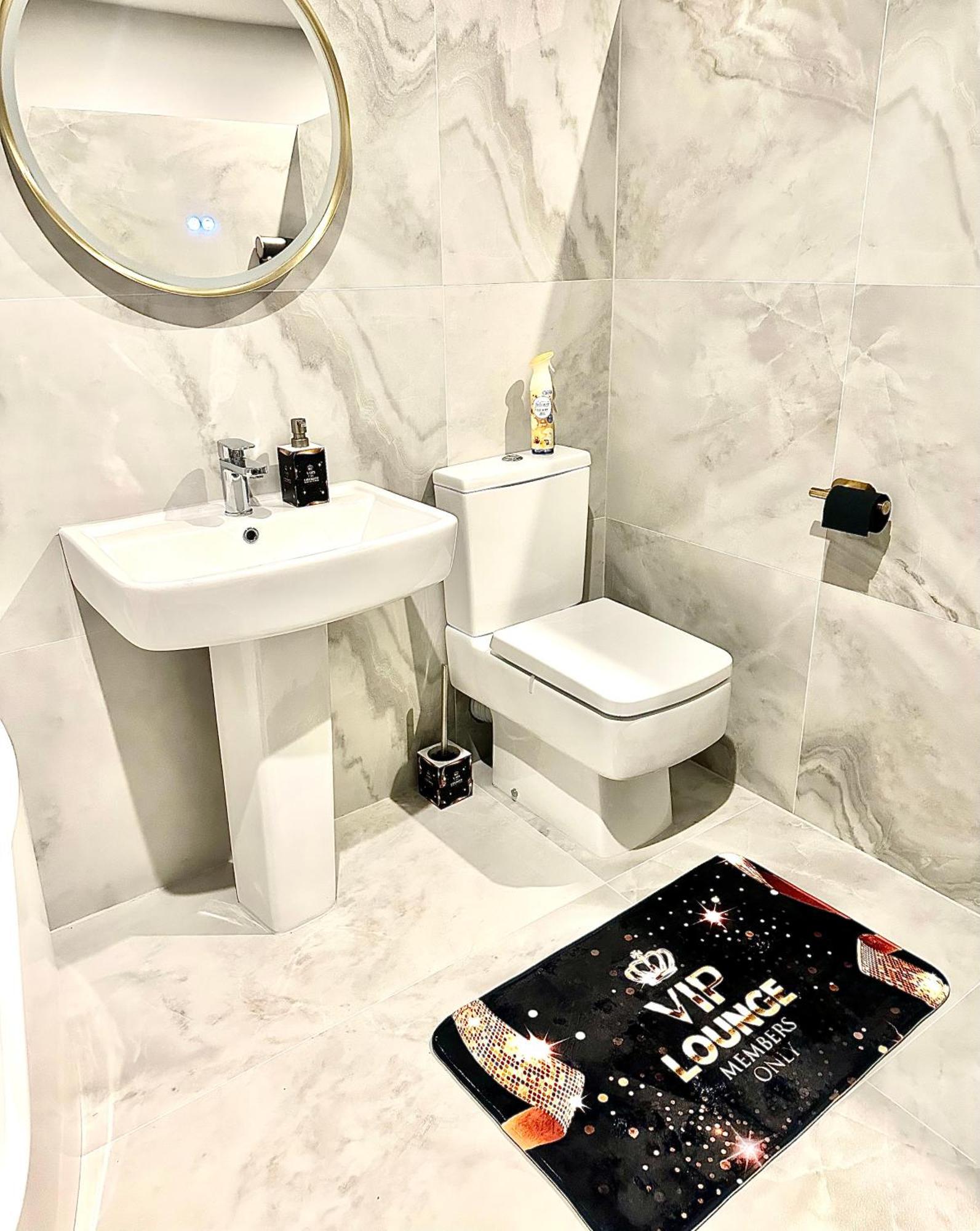 Kildare Luxury Suites Екстериор снимка